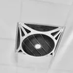 Ventilador para techo con control remoto.