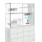 VITRINA CRISTAL TEMPLADO 3 ESTANTES Y BUCH DE 6 CAJONES