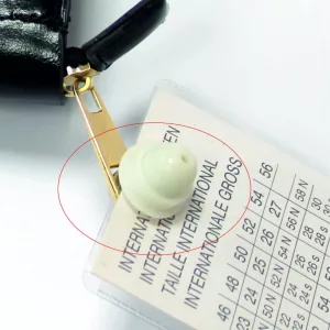 RETENEDOR PARA ETIQUETA FLEXIBLE (en paquete de 25 uds)