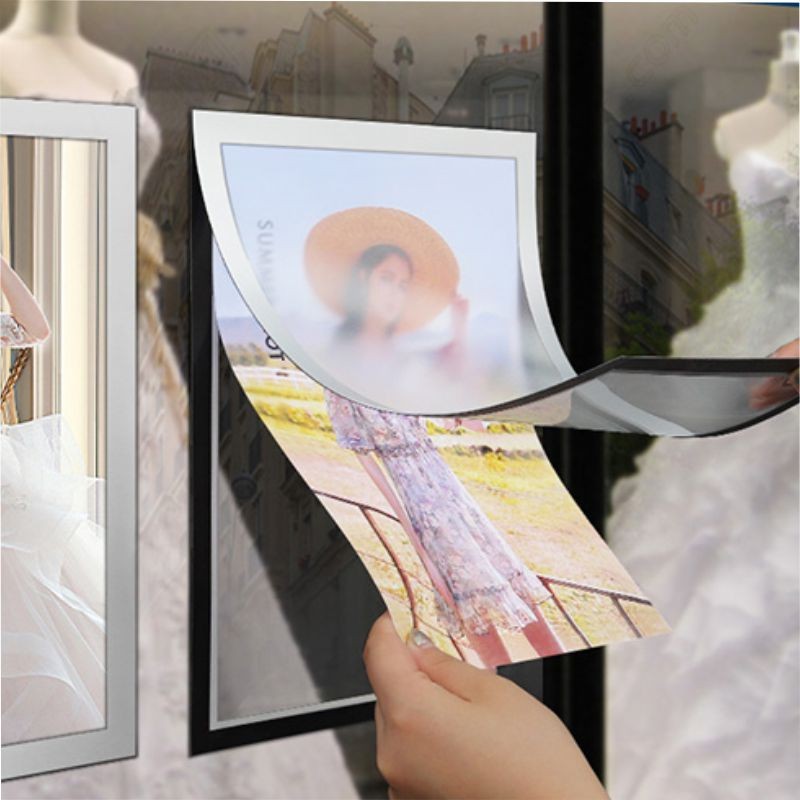 PORTACARTEL PLÁSTICO CON IMÁN A4