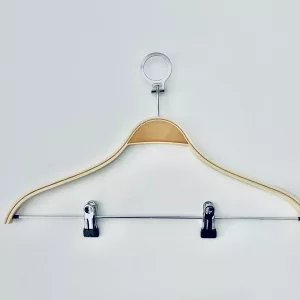 Percha hotel conjunto madera laminada con pinzas 45cm