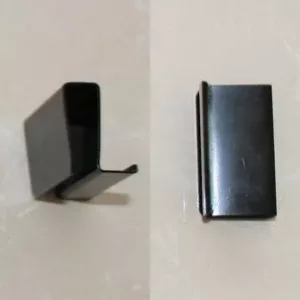 Tirador puerta vitrina