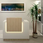 Mostrador madera recepción