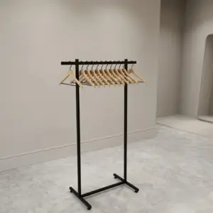 Expositor tubo cuadrado SQ de 25x25,143cm de alto