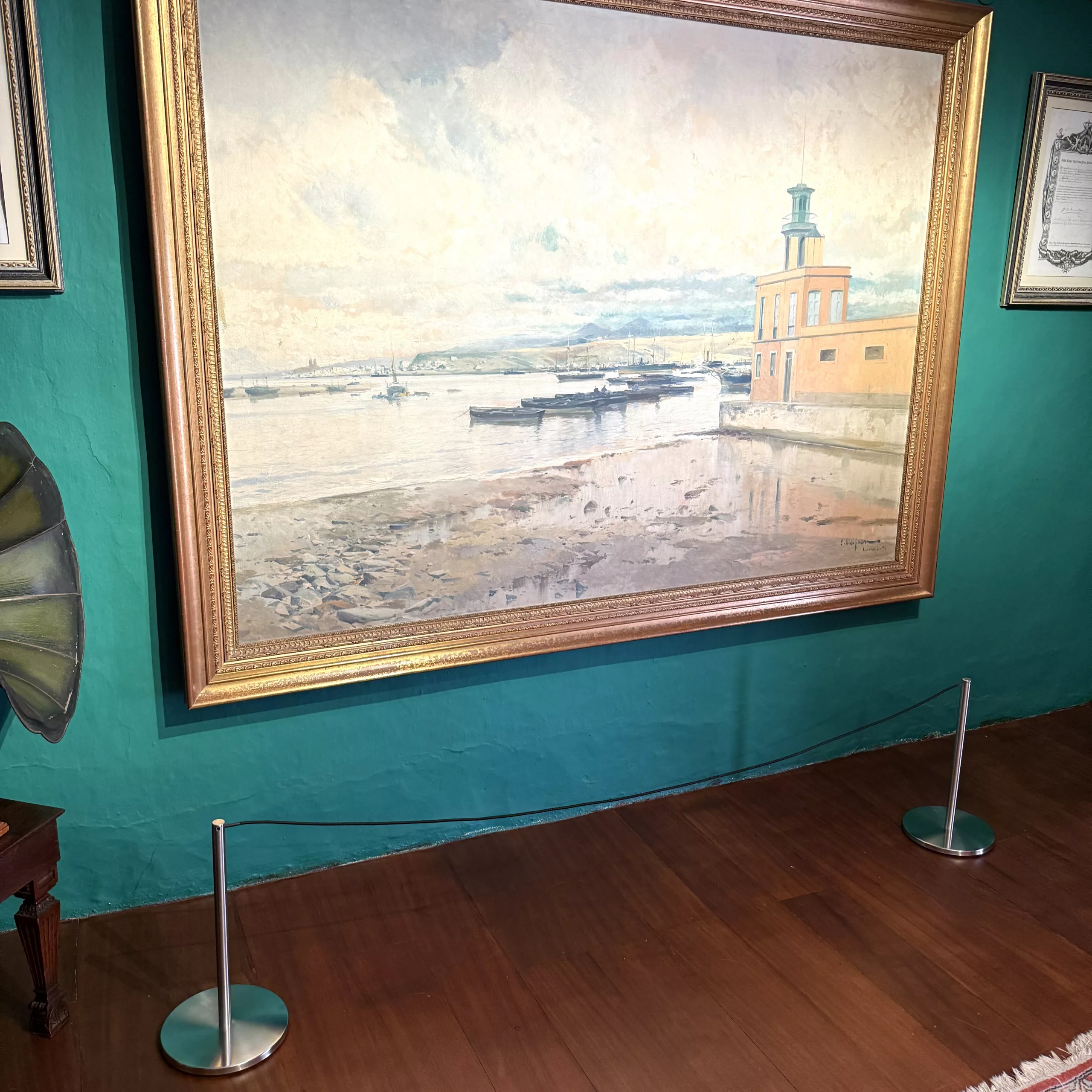 Poste para museos y exposiciones 45cm de alto