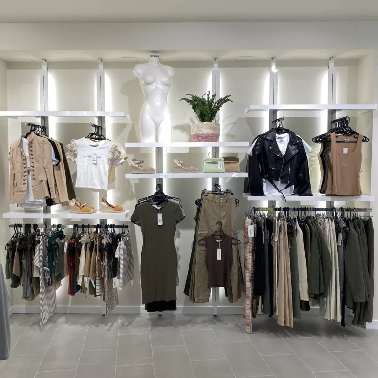 Estantería Columna cremallera libre a pared (5)