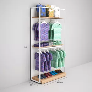 Deportes Modular SQ con estantes de madera, percheros, fondo liso y tarima (Tubo Cuadrado25mm)