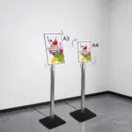 Portacartel-led-sobre-con-mando-sensor-de-movimiento-y-batería-
