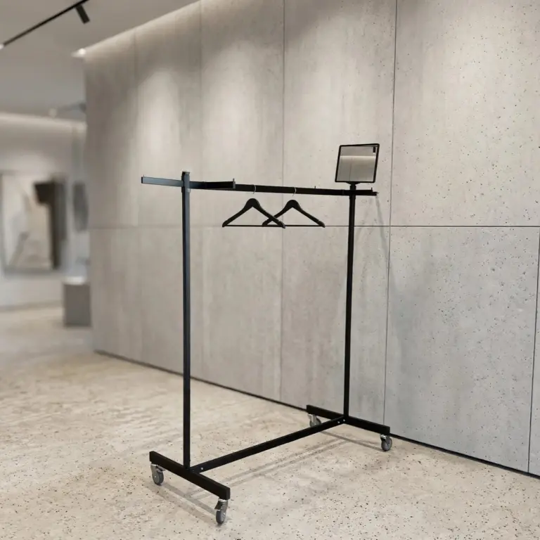 Expositor recto tubo cuadrado SQ de 25x25,143cm de alto